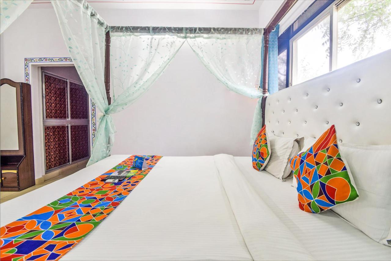 أُودايبور Fabhotel Everest International المظهر الخارجي الصورة